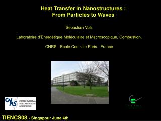 Heat Transfer in Nanostructures : From Particles to Waves
